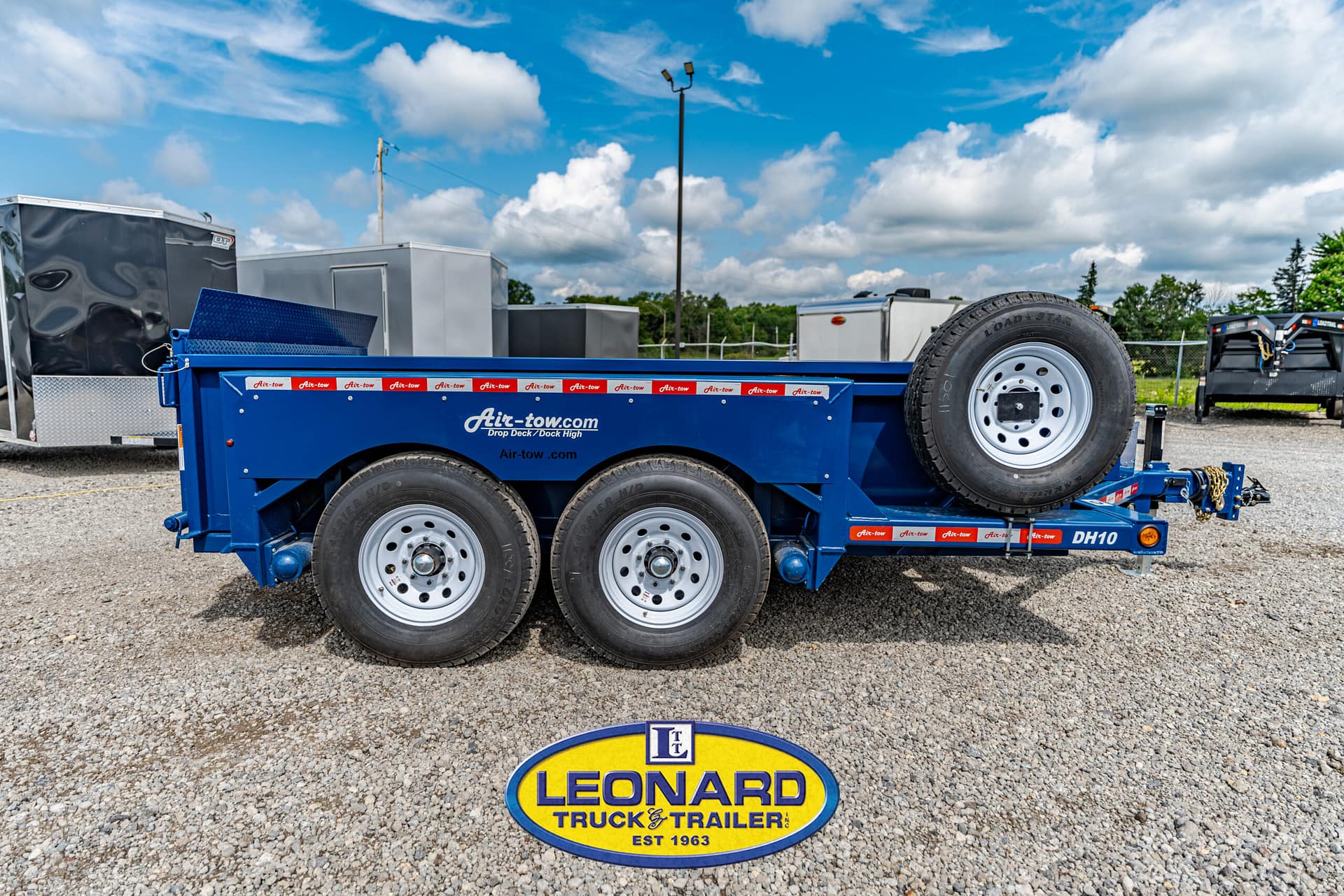 2024 New Air Tow DH-10 Dock Height Trailer – 41421