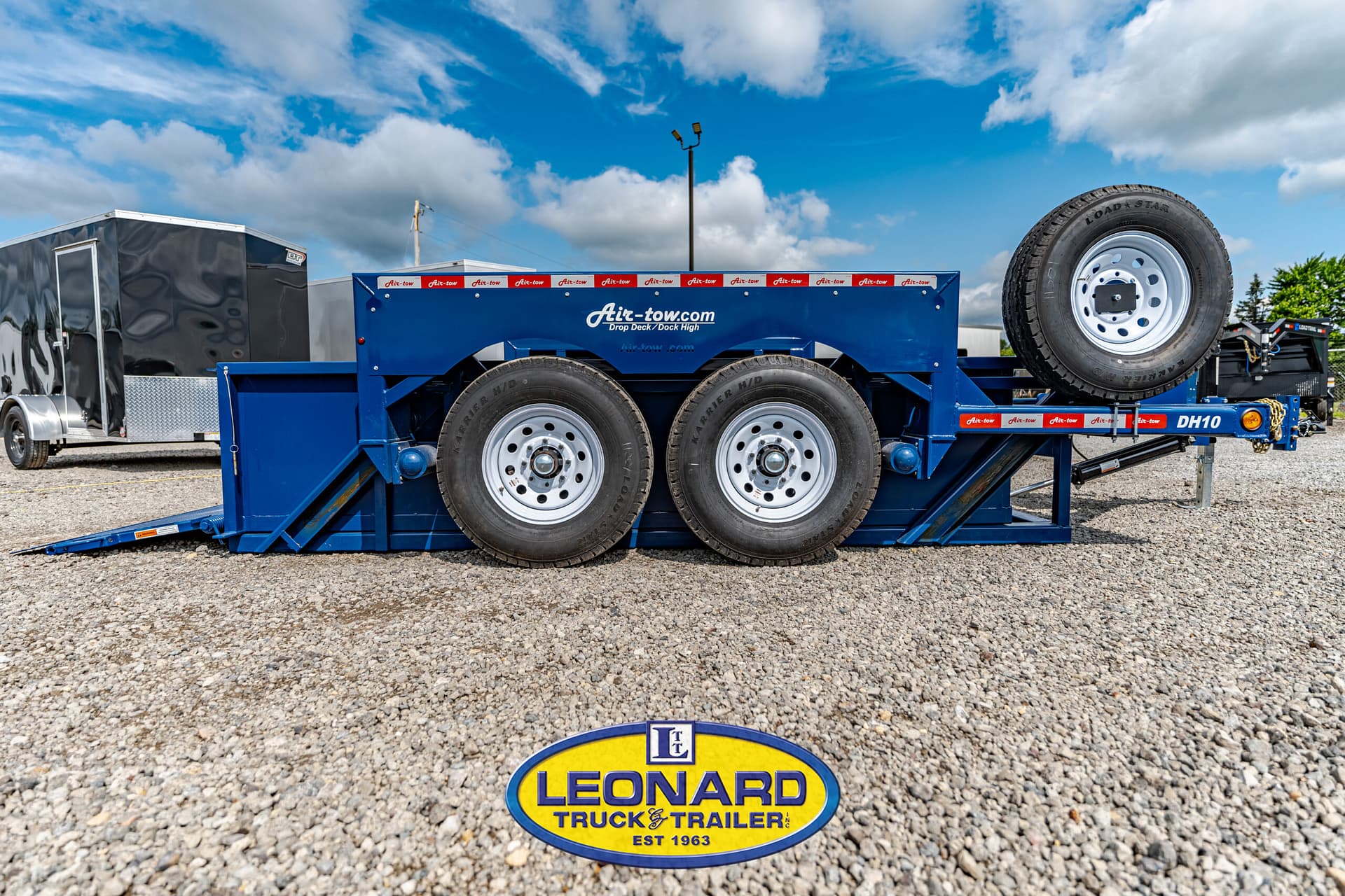2024 New Air Tow DH-10 Dock Height Trailer – 41421
