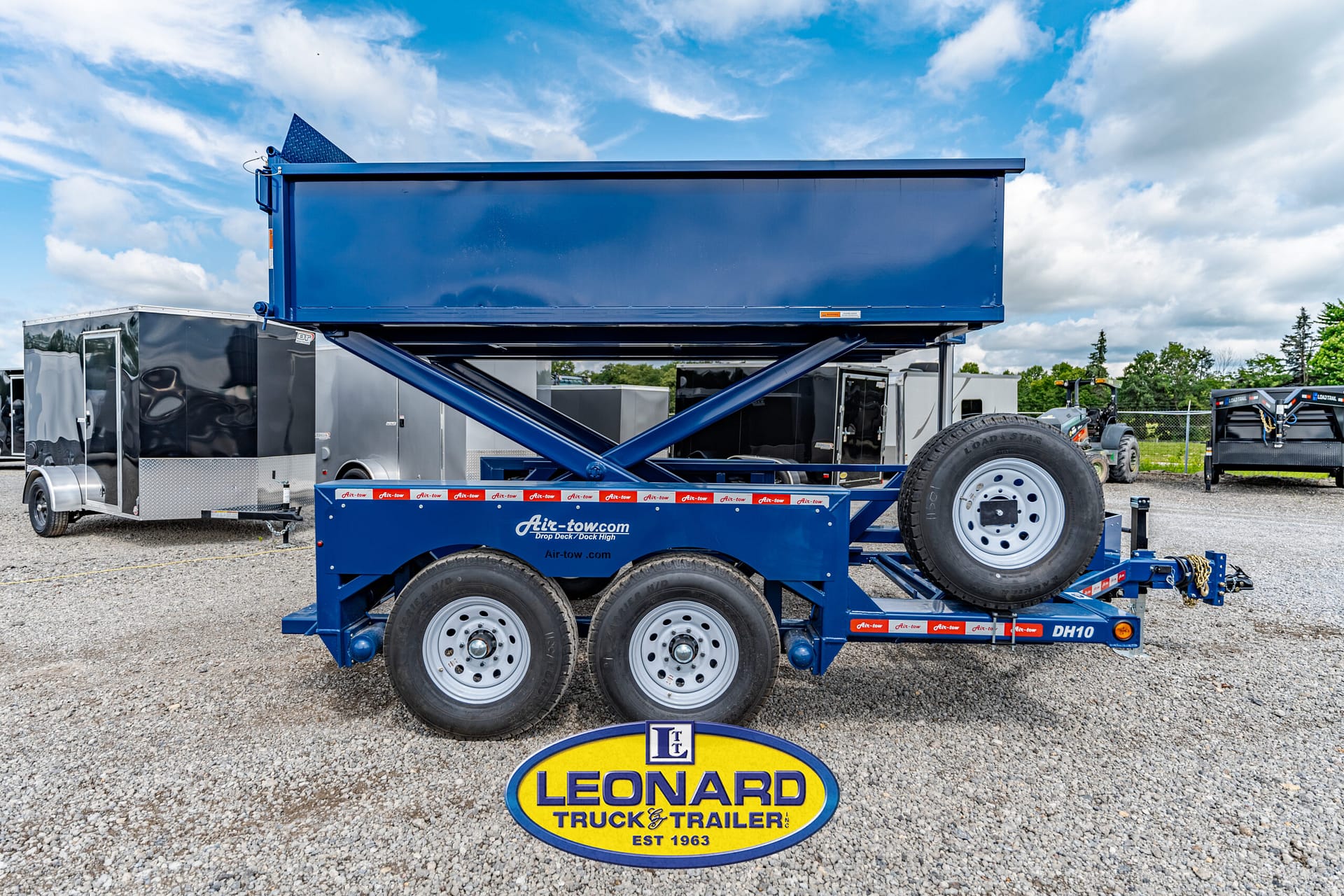 2024 New Air Tow DH-10 Dock Height Trailer – 41421