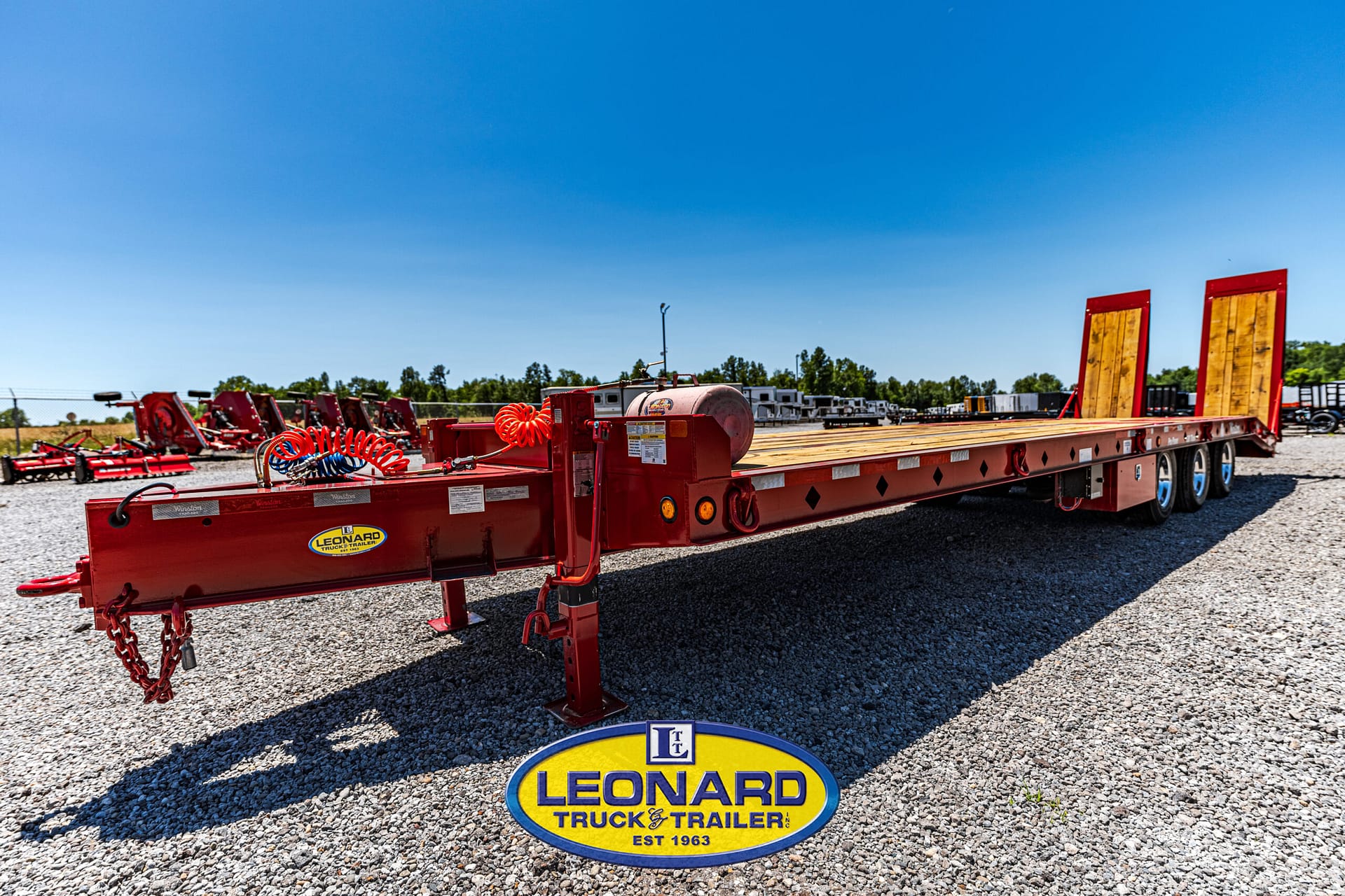 2025 8.5X35 WINSTON 30 TON EQUIPMENT TRAILER – 42149