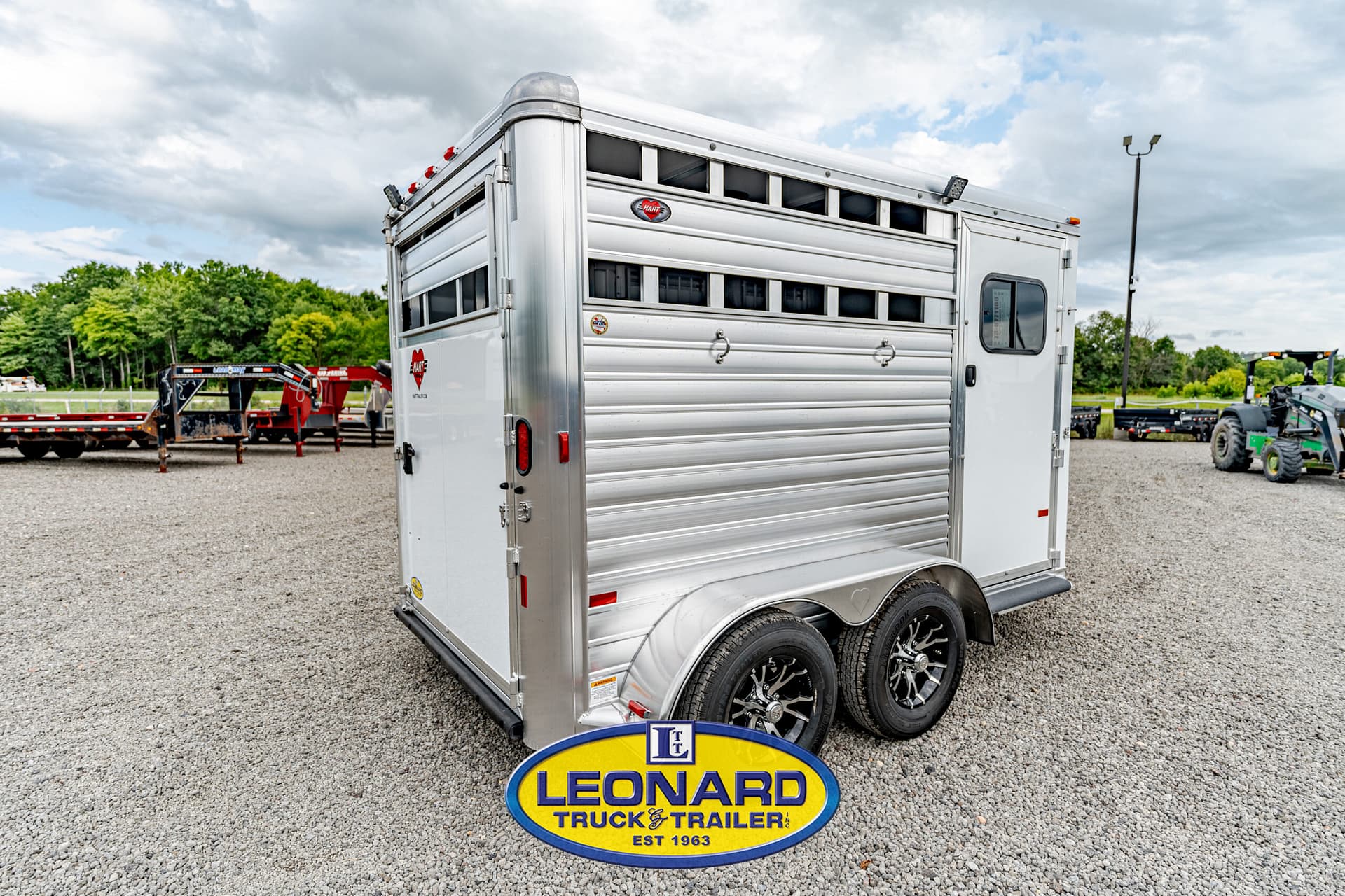 2025 New Hart Solution S2HB Bumper Pull Horse Trailer  – 42199