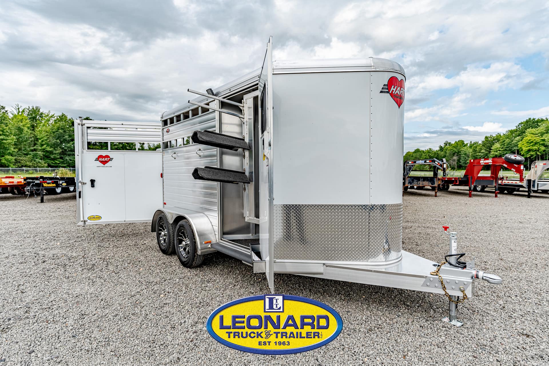 2025 New Hart Solution S2HB Bumper Pull Horse Trailer  – 42199