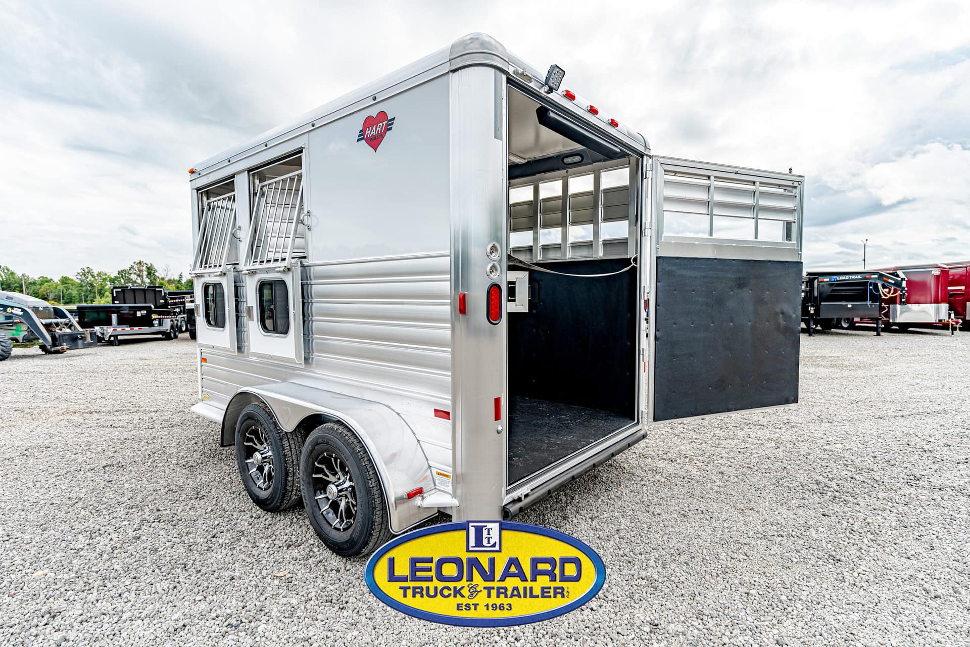 2025 New Hart Solution S2HB Bumper Pull Horse Trailer  – 42199