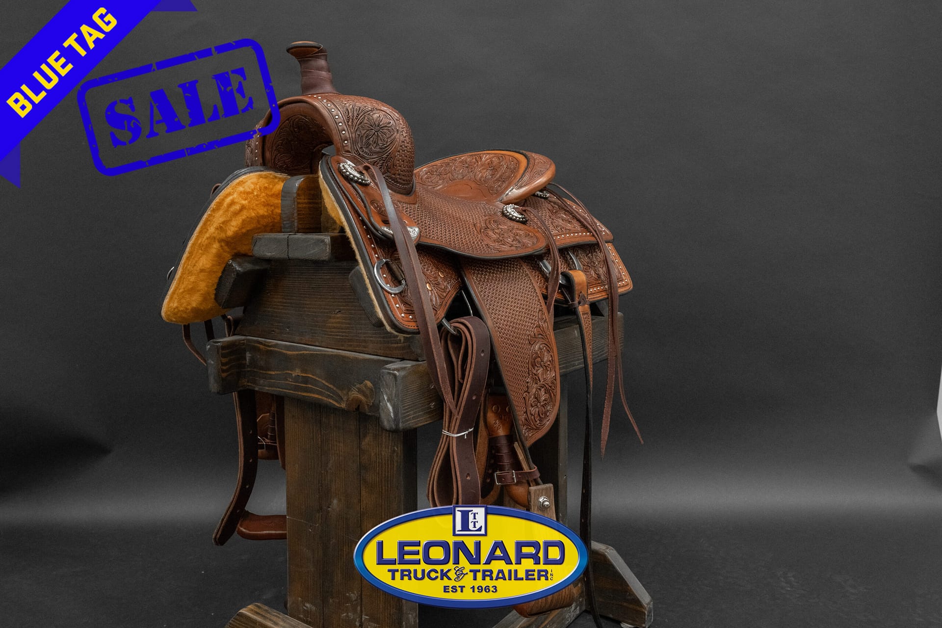 Bob's Custom Saddles – 42876