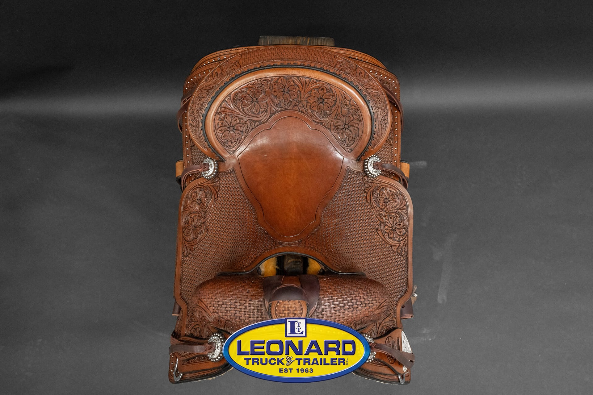 Bob's Custom Saddles – 42876