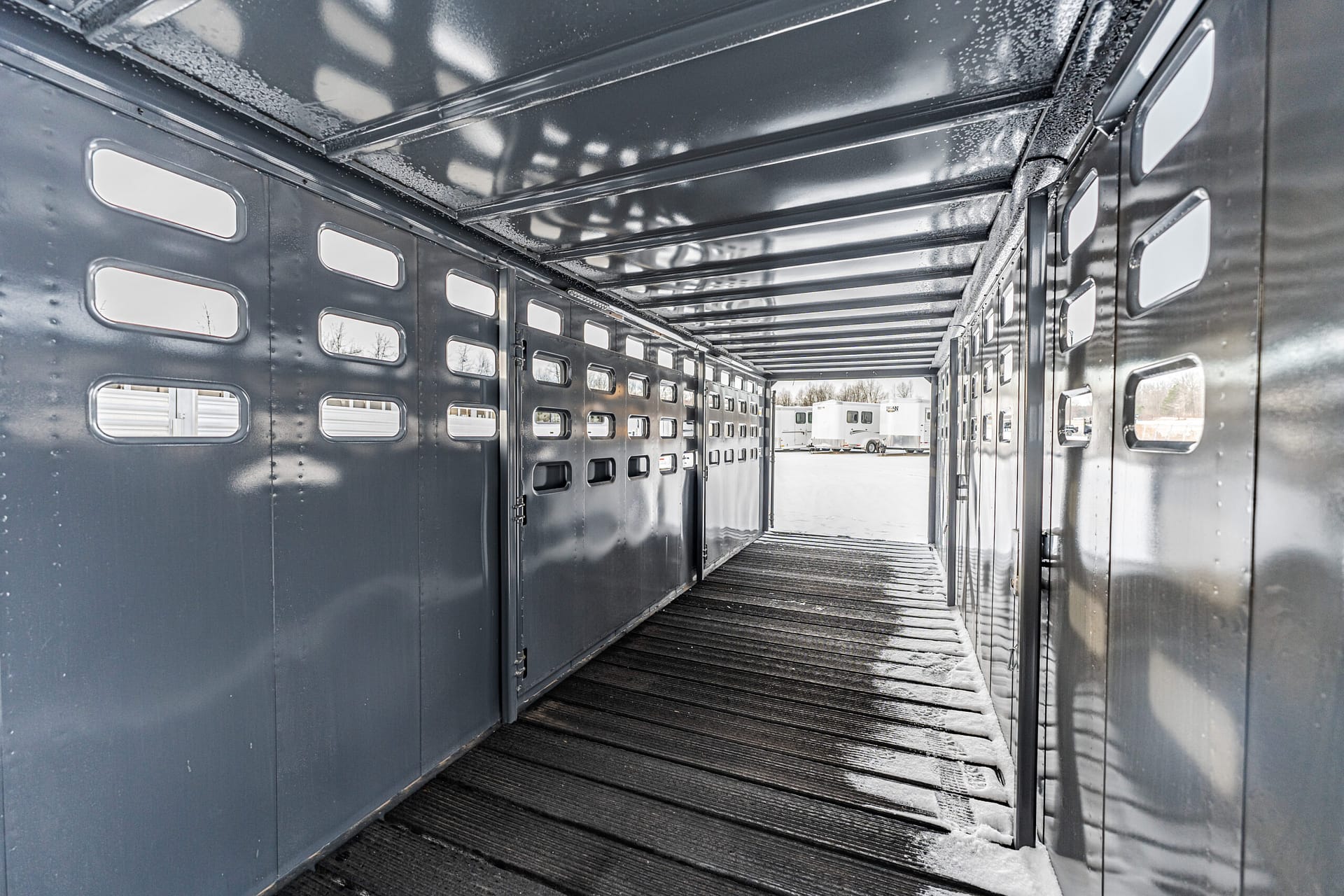 New 2025 RawMaxx EagleX Model EXT2480GN14K Gooseneck Stock Trailer – 43151