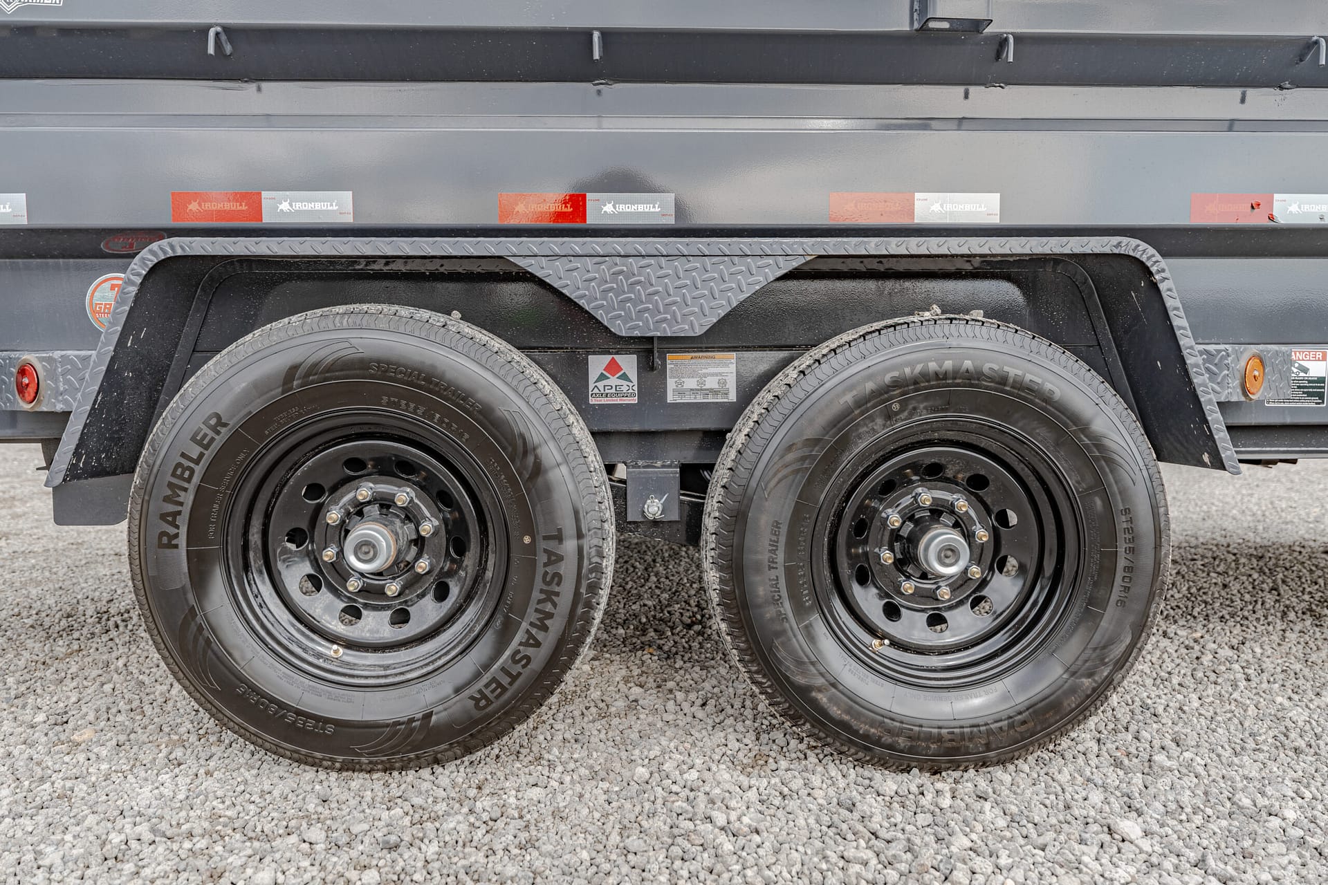 2025 NORSTAR INDUSTRIES, LLC IRON BULL DWB8314072 Dump Trailer