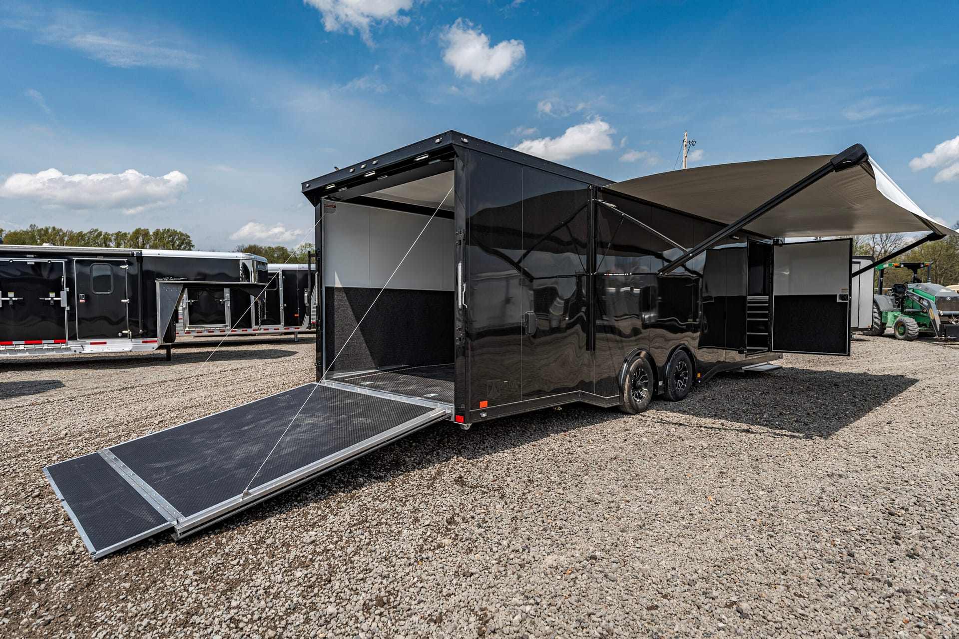 チャリンコ 2025 ATC ROM400 CAR 8.5X28-5.2K Car Hauler-Enclosed (SOLD