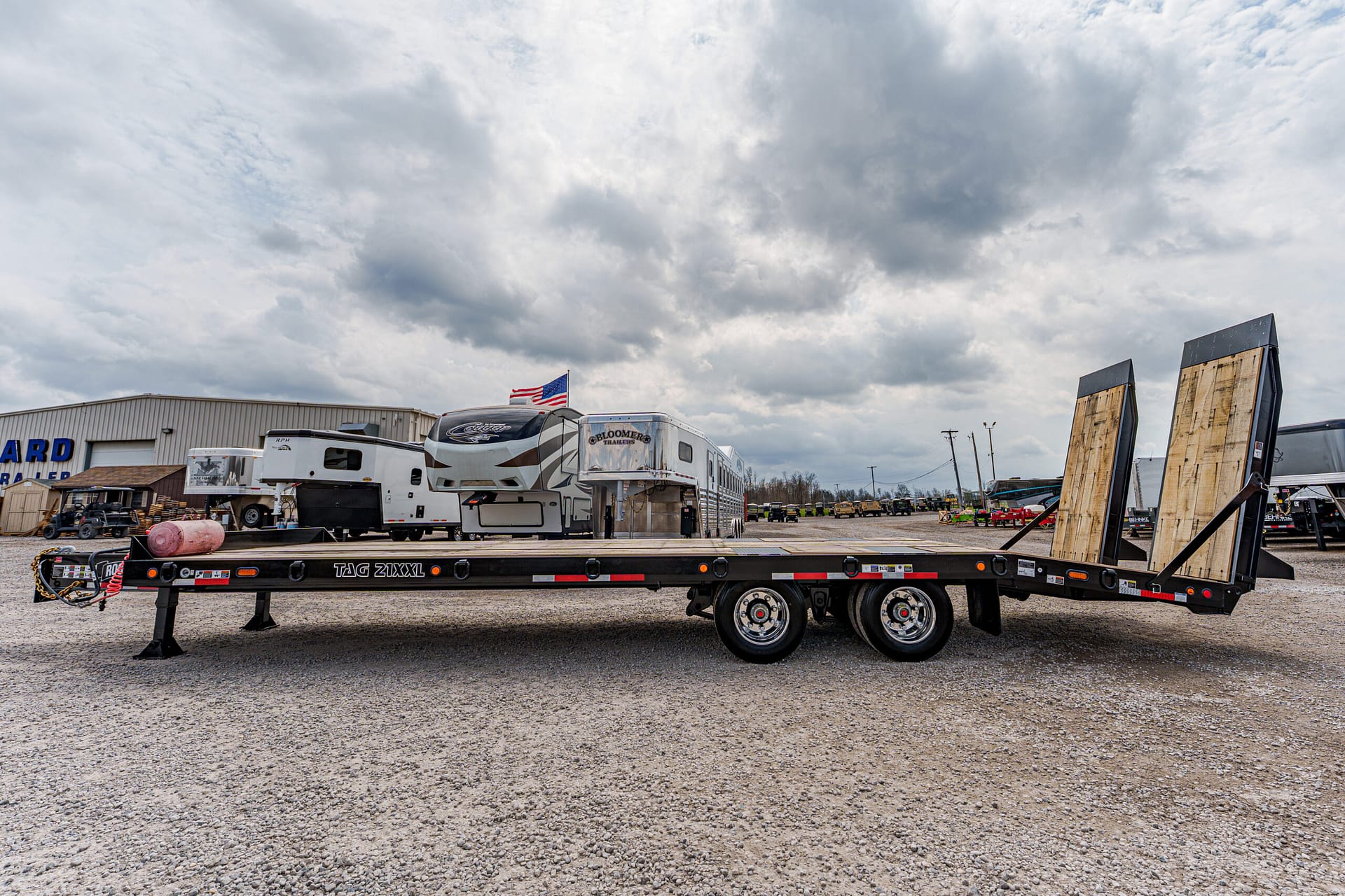 2026 ROGERS BROTHERS CORP. TAG21-30/102/2XSP Equipment Trailer For