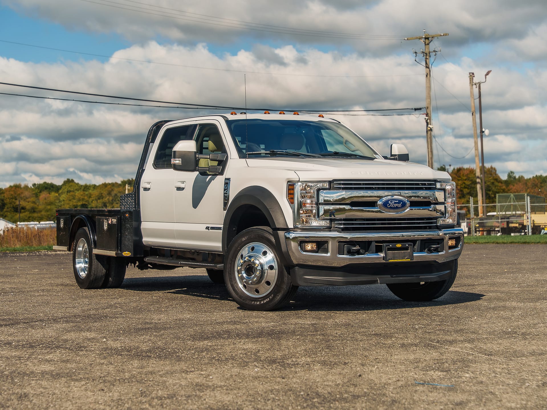 2019 Ford F-450 Super Duty Chassis Cab Lariat's photo