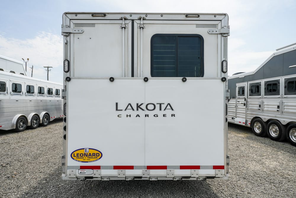 2023 LAKOTA photo 4
